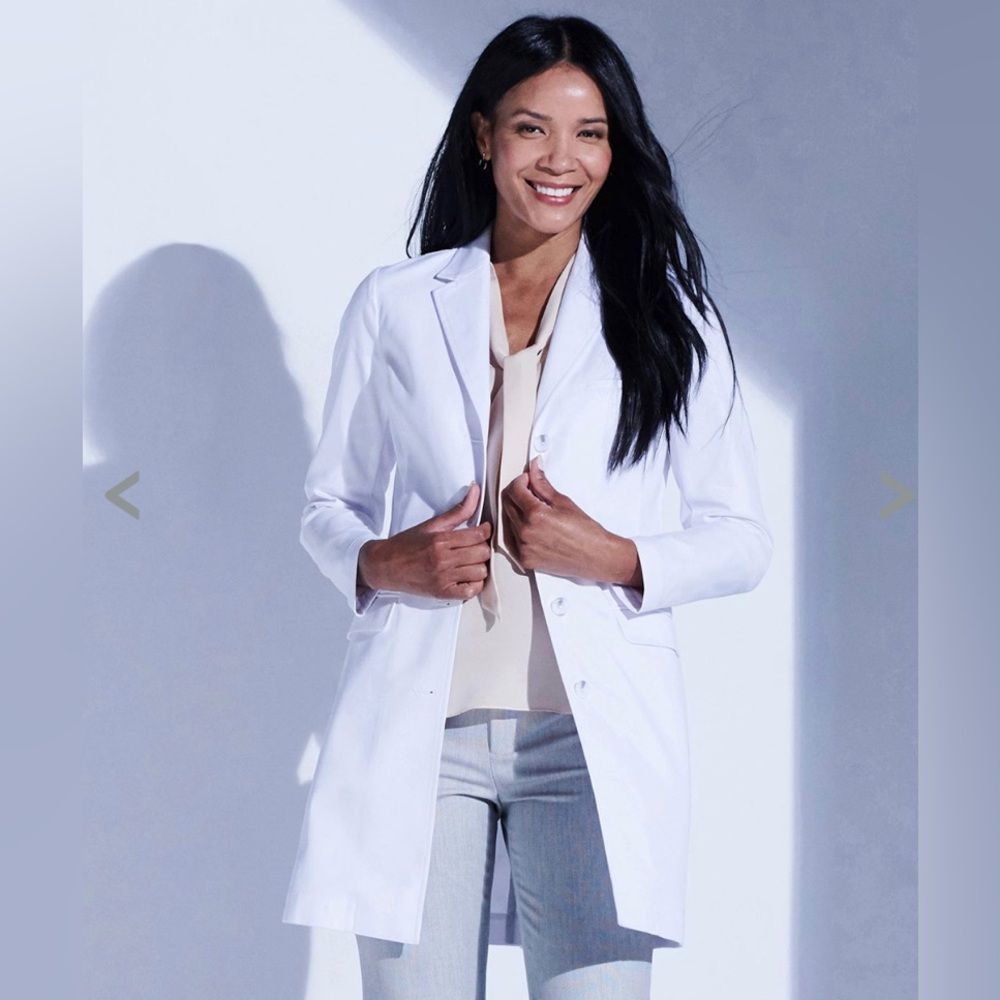 M3 REBECCA LABCOAT WHITE-MEDELITA